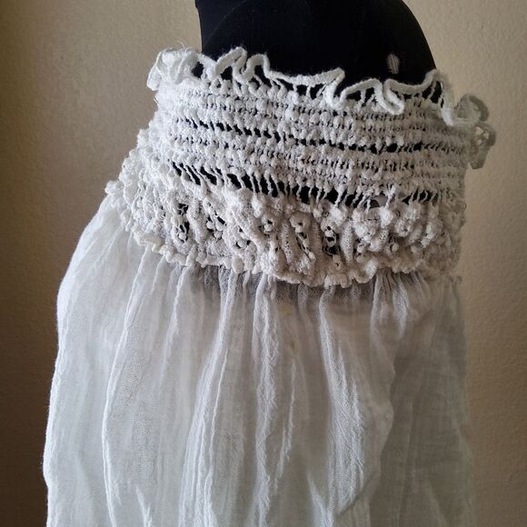 Bailey 44 Bareback Off Shoulder Embroidered Crochet Gauze Top Size M White - Picture 10 of 10